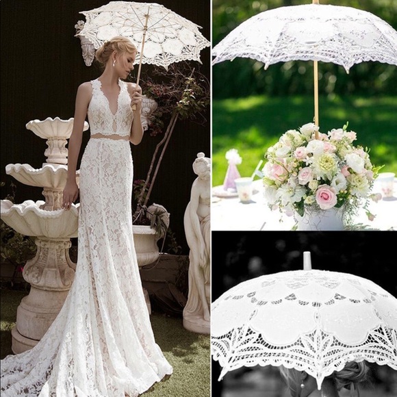 Host Pick! ๐ Beautiful Brand New Batten Lace Parasols ๐โ๏ธ - Picture 12 of 16
